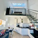 Romana Loft